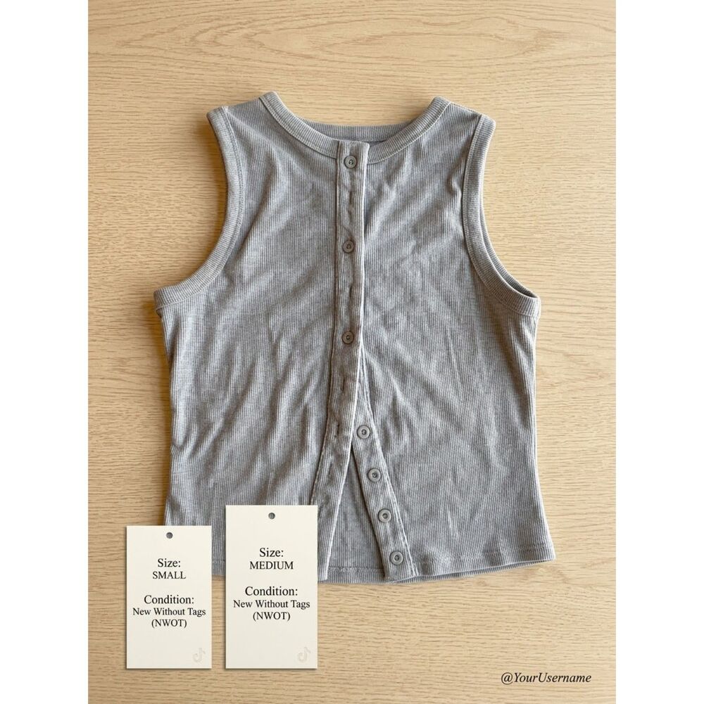 Women's 3 Piece Bundle 2 Gray Button Tanks NWOT & French Inspired Top Size Large